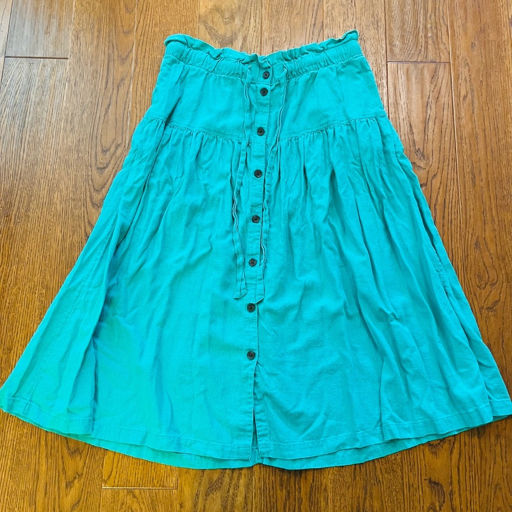 Universal Thread Green Midi A-Line Skirt
